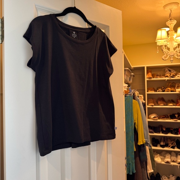 Talbots Tops - Talbots Black Short Sleeve Crewneck Tee